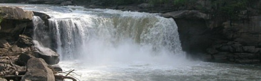 Rushing water at Cumberland Falls