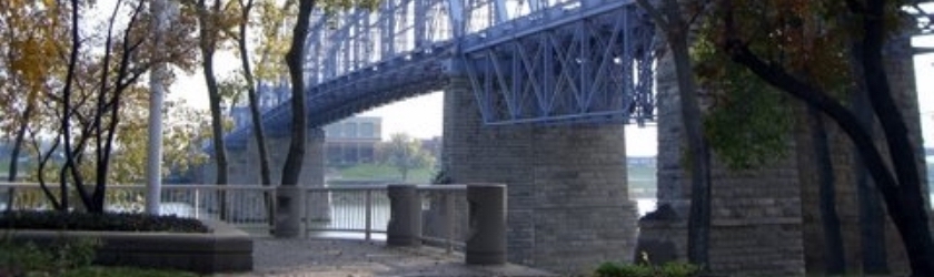 bridge over the Ohio River in Louisville, Kentucky.