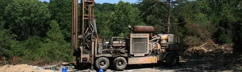 Oil well in Adair County, Kentucky